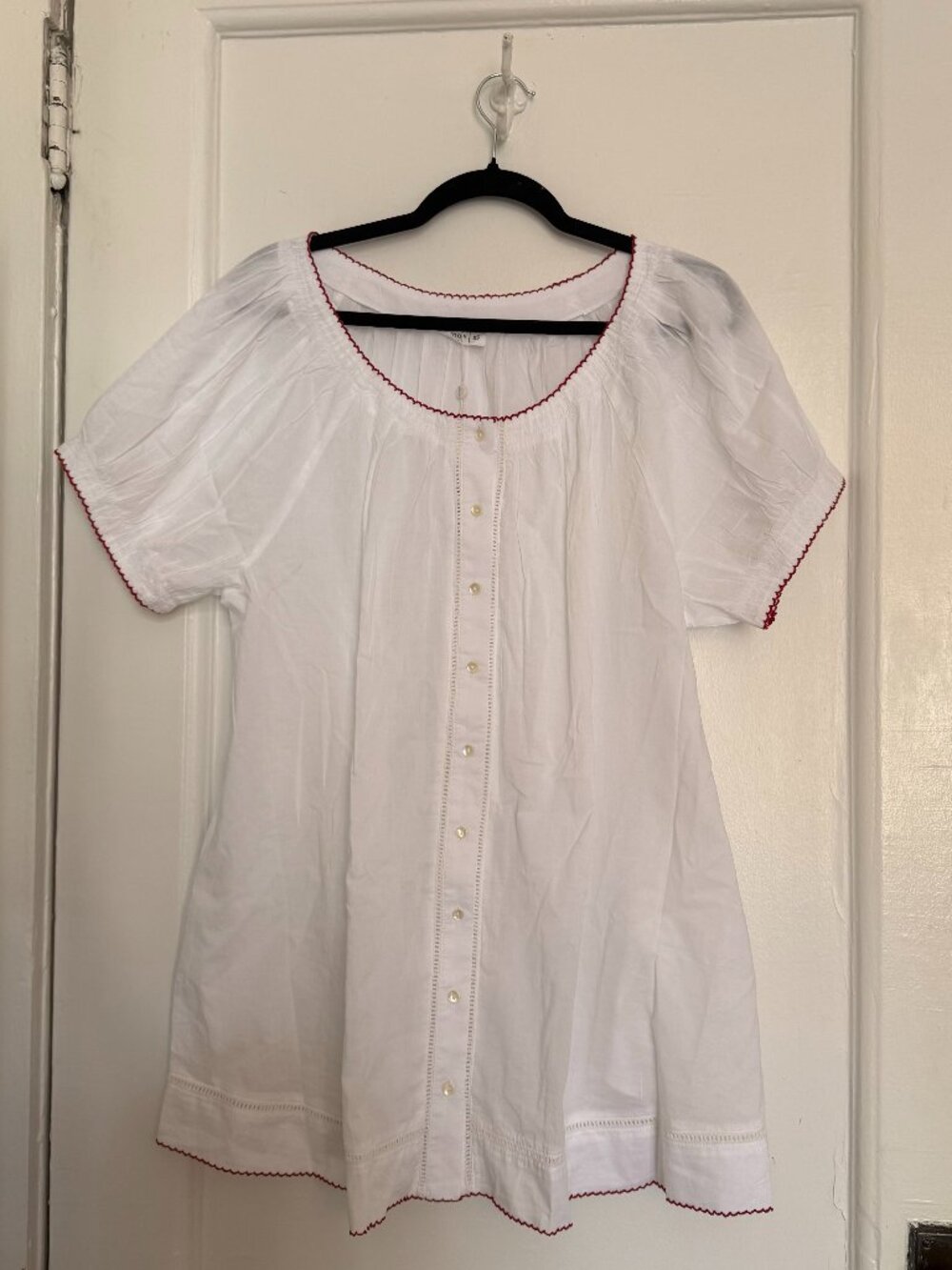NWT Minnow White Button Front Short Sleeve Top XS